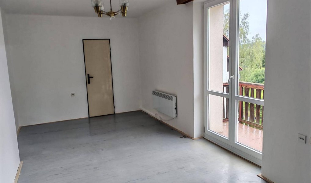 Prodej bytu 2+1 68 m², Stachy – náhled fotky 7