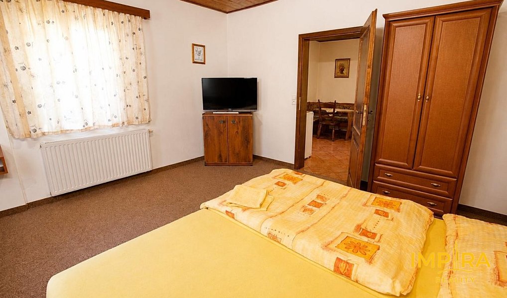 Prodej nájemního domu, činžáku 2 434 m², Nová Bystřice – náhled fotky 32