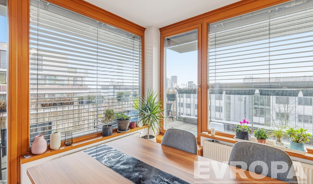Prodej bytu 4+kk 143 m², Praha – náhled fotky 8