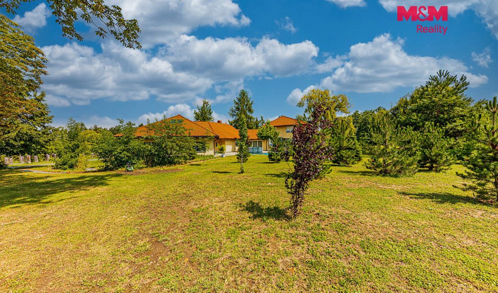 Prodej domu 996 m² s pozemkem 162 727 m², Kolín – náhled fotky 12