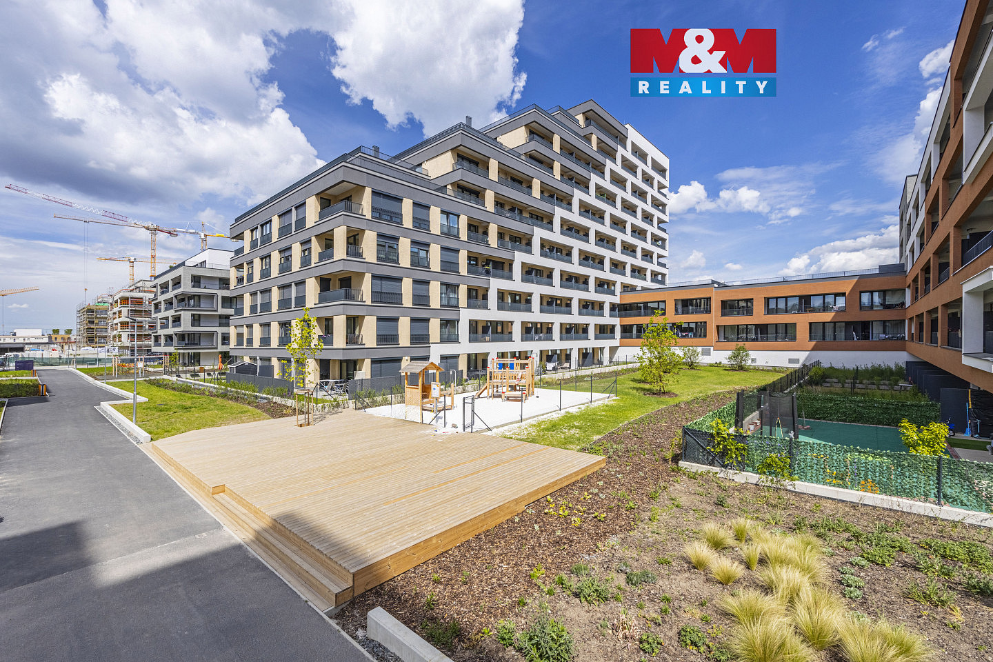 Prodej bytu 2+kk 71 m²