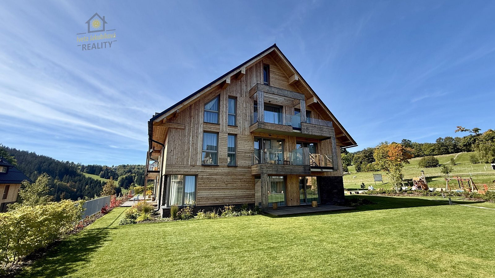 Prodej bytu 1+kk 56 m² – fotografie 3