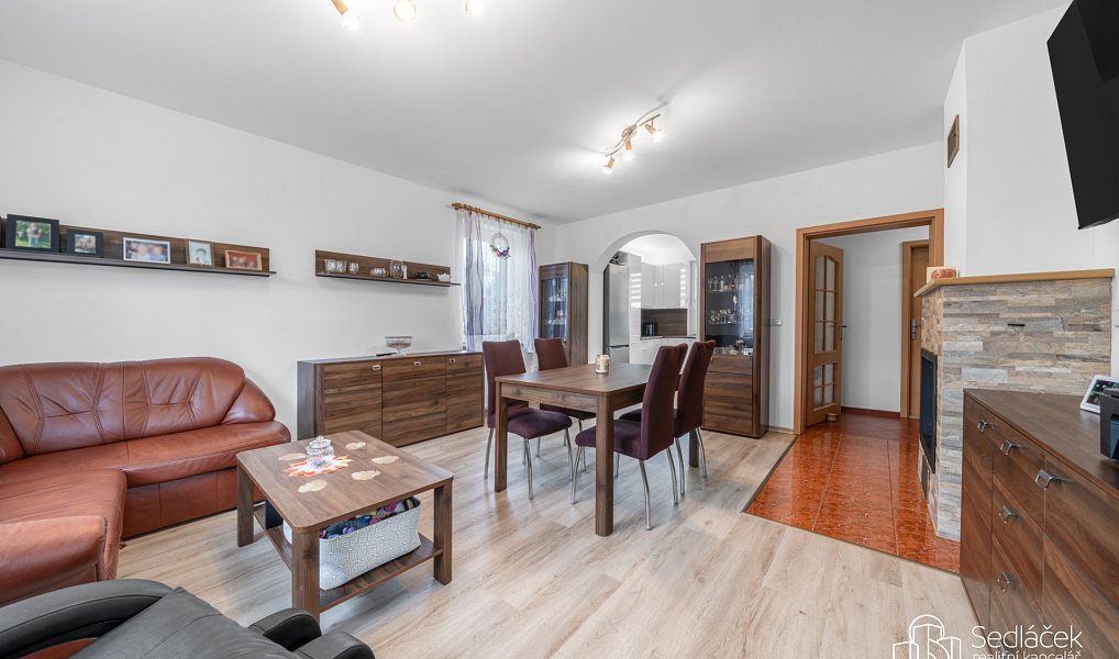 Prodej domu 100 m² s pozemkem 1 272 m², Nové Sedlo – náhled fotky 13