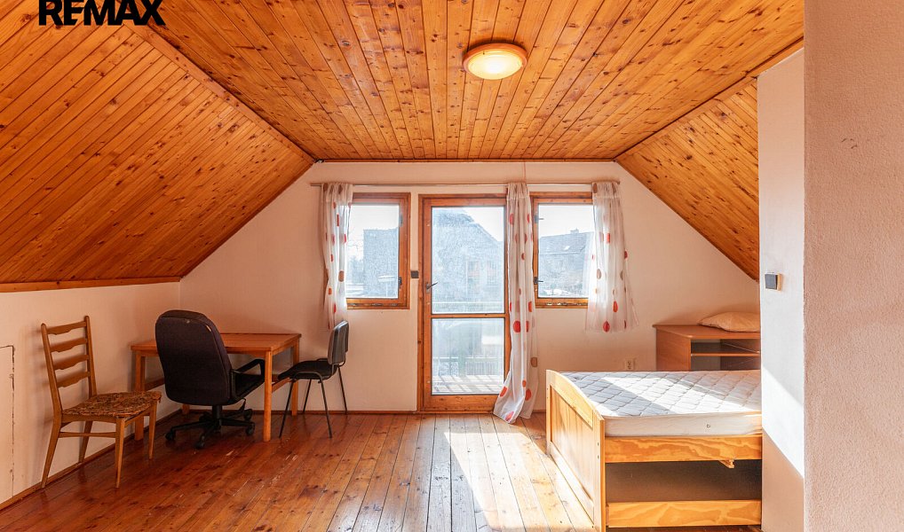 Prodej domu 214 m² s pozemkem 570 m², Roztoky – náhled fotky 17