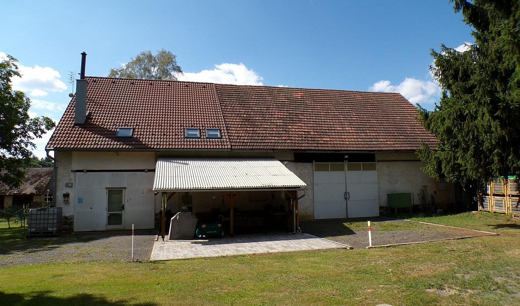 Prodej domu 205 m² s pozemkem 6 330 m², Čestín – náhled fotky 3