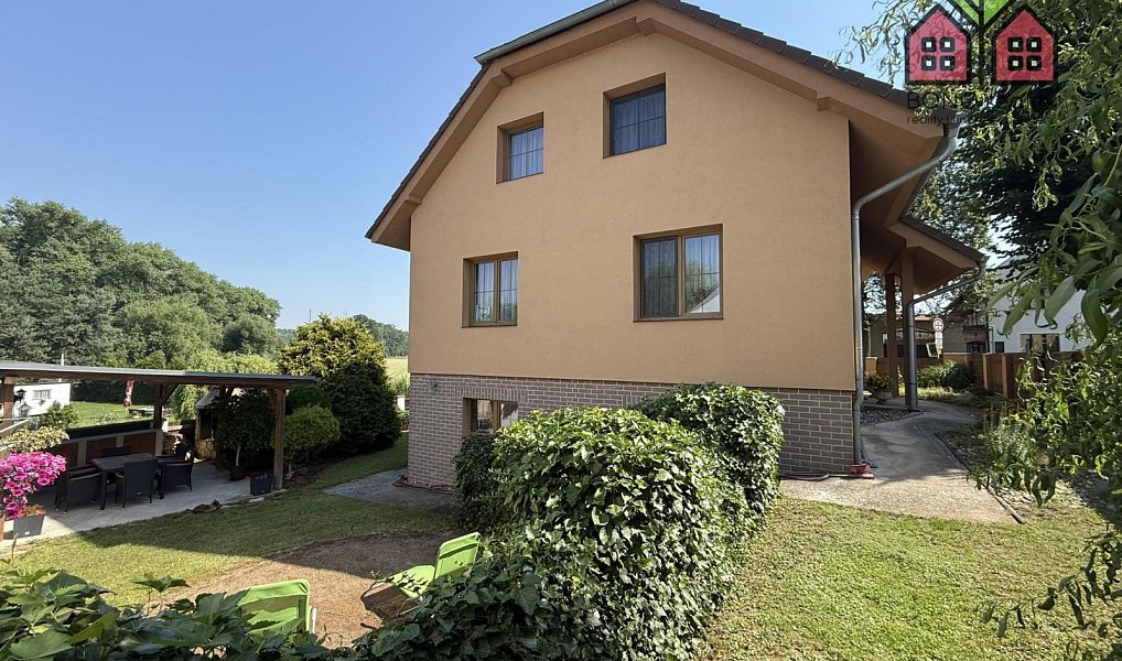 Prodej domu 230 m² s pozemkem 939 m², Záluží – náhled fotky 7