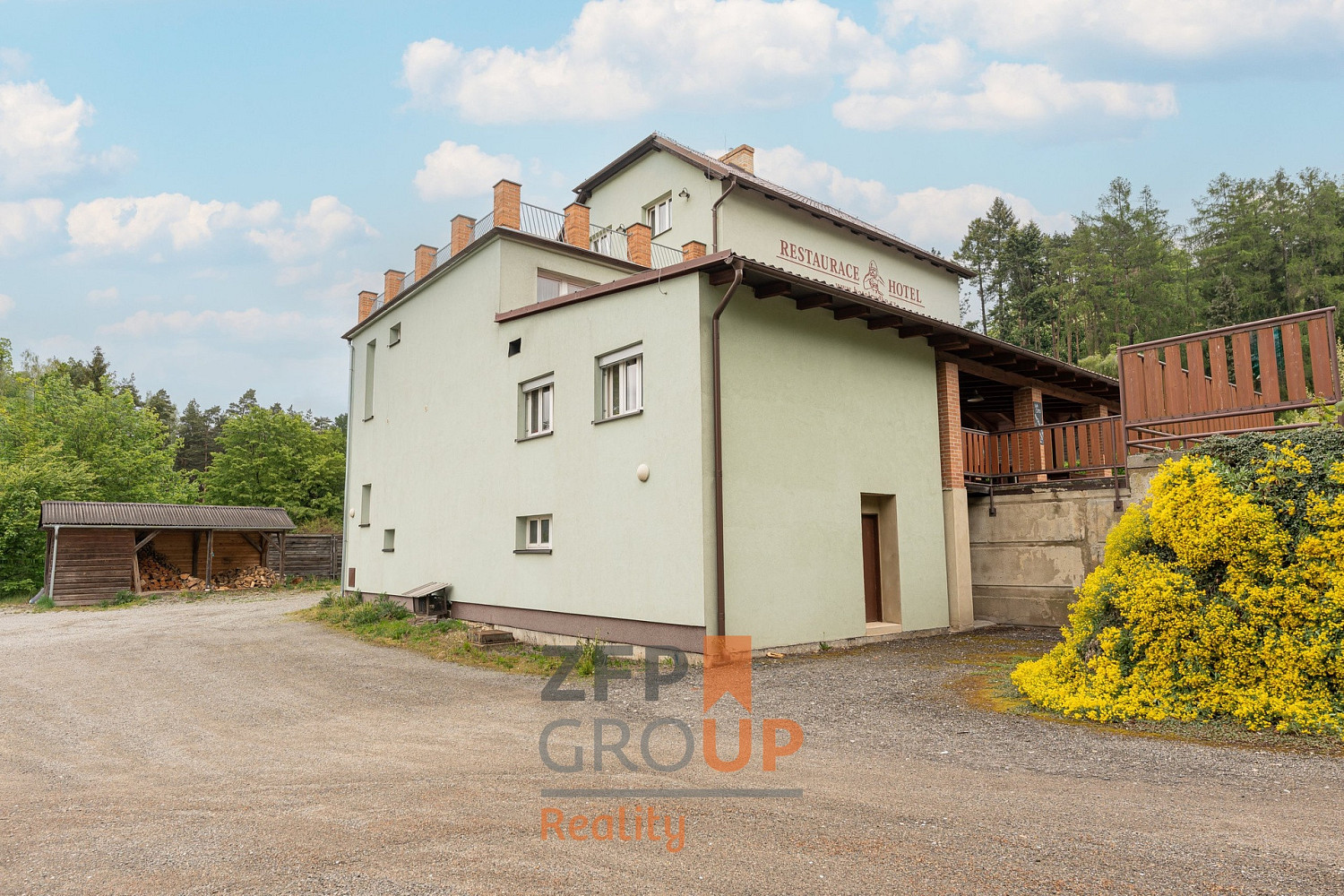 Prodej ubytovacího objektu 763 m² – fotografie 2