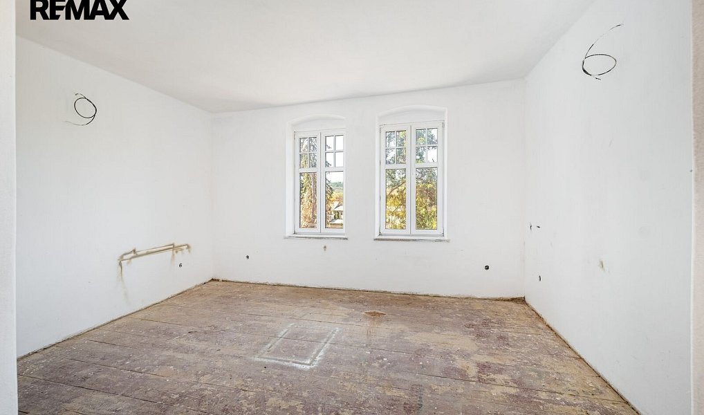 Prodej domu 550 m² s pozemkem 1 119 m², Volyně – náhled fotky 23