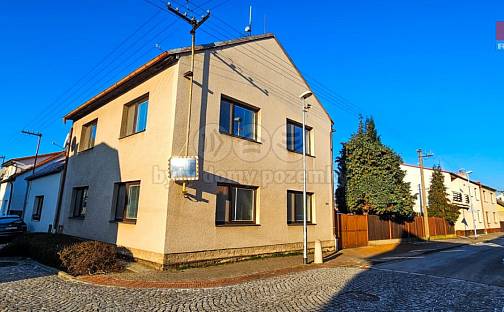 Prodej domu 150 m² s pozemkem 374 m², Branecká, Pardubice - Svítkov