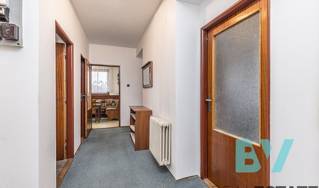 Prodej domu 308 m² s pozemkem 731 m², Praha – náhled fotky 29