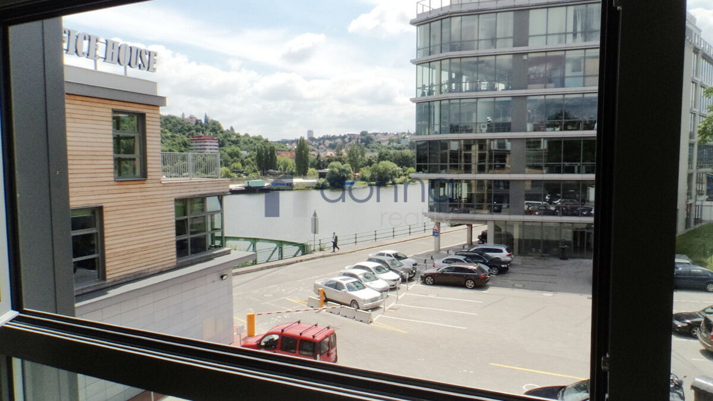 Pronájem kanceláře 53 m² – fotografie 5