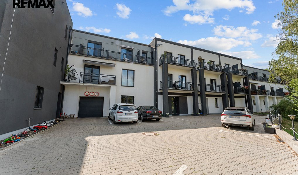 Prodej bytu 1+kk 29 m², Praha – náhled fotky 22