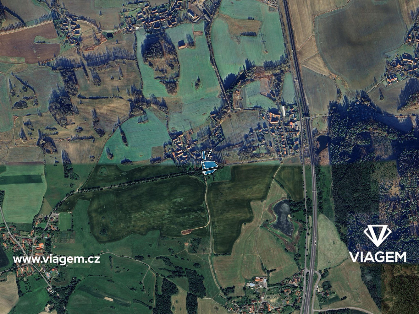 Prodej stavebního pozemku 366 m² – fotografie 3