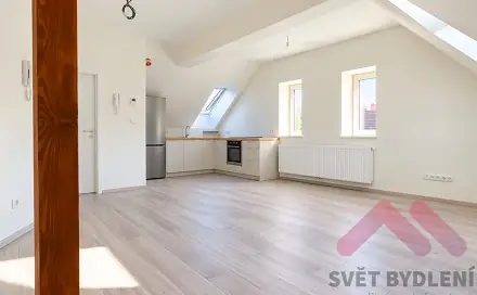 Pronájem bytu 2+kk 58 m², Žitavského, Praha 5 - Zbraslav