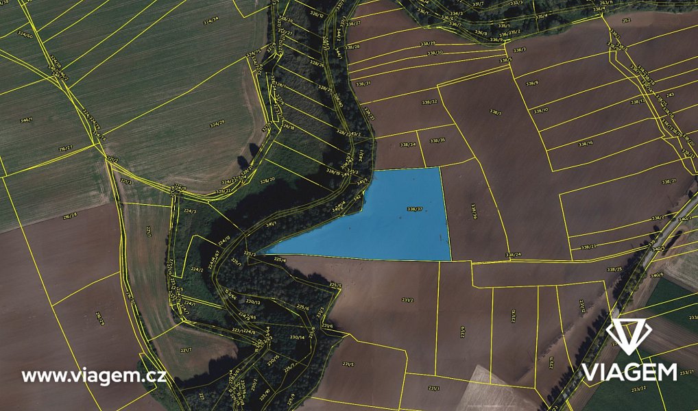 Prodej pole 18 594 m², Praha – náhled fotky 4