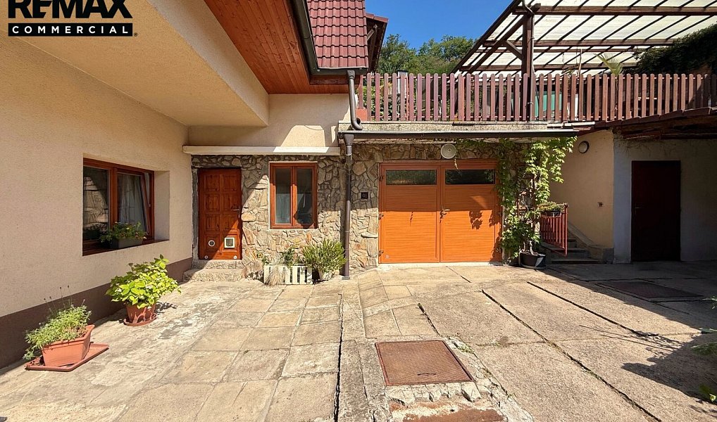 Prodej domu 225 m² s pozemkem 439 m², Praha – náhled fotky 33