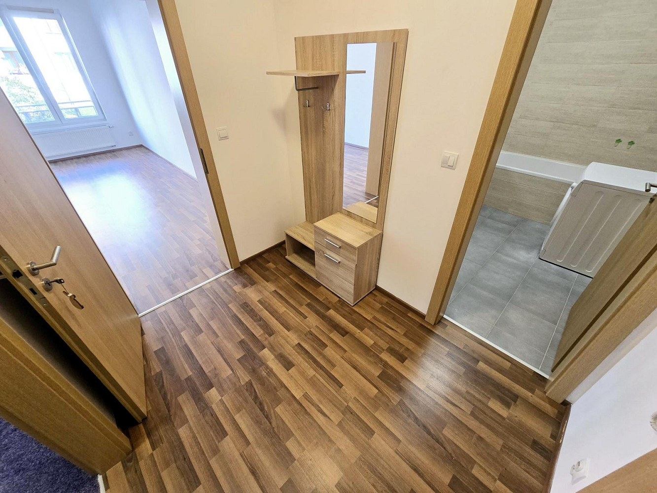 Pronájem bytu 1+kk 37 m² – fotografie 5