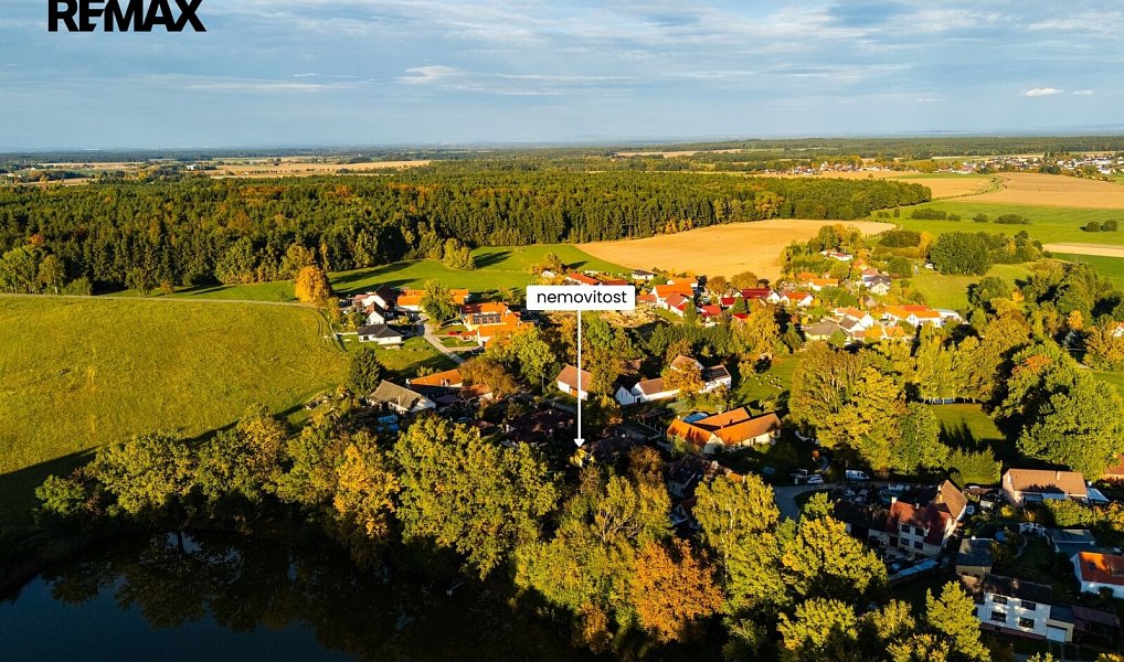 Prodej domu 220 m² s pozemkem 2 087 m², Hvozdec – náhled fotky 34