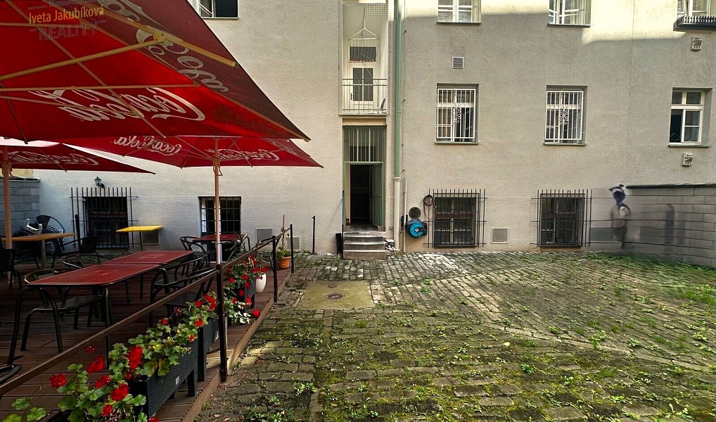 Pronájem bytu 2+1 74 m², Praha – náhled fotky 18