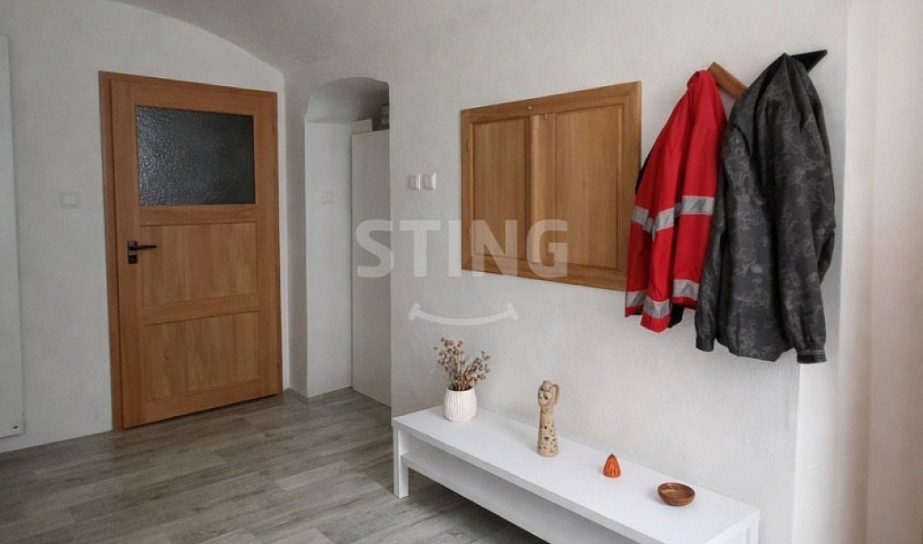 Prodej domu 644 m² s pozemkem 2 281 m², Chvalovice – náhled fotky 2