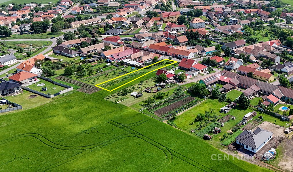 Prodej stavebního pozemku 1 020 m², Strachotice – náhled fotky 6