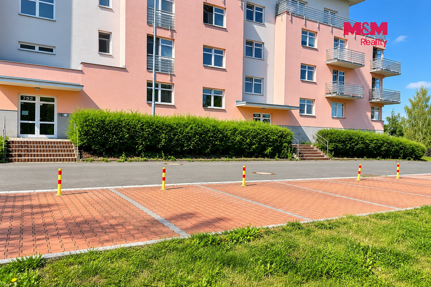 Pronájem garážového stání v Pardubicích – fotografie 3