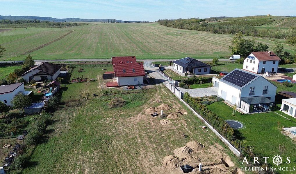 Prodej stavebního pozemku 740 m², Pravlov – náhled fotky 4