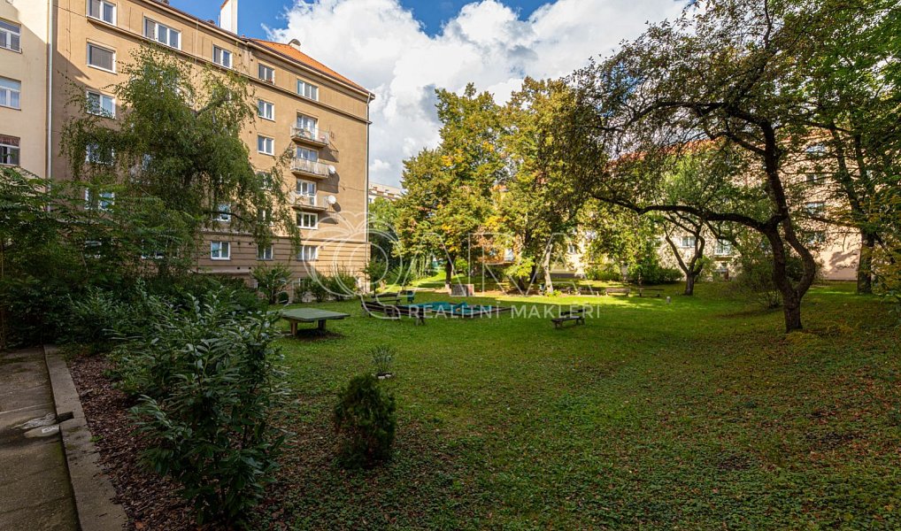 Pronájem bytu 1+kk 34 m², Praha – náhled fotky 4