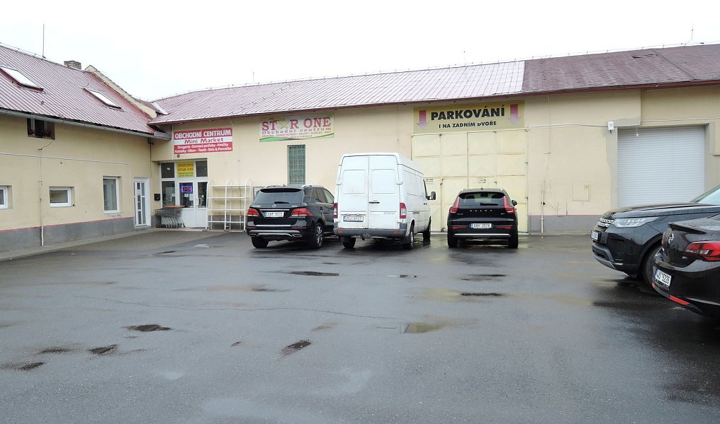 Pronájem obchodních prostor 380 m², Hostivice – náhled fotky 3