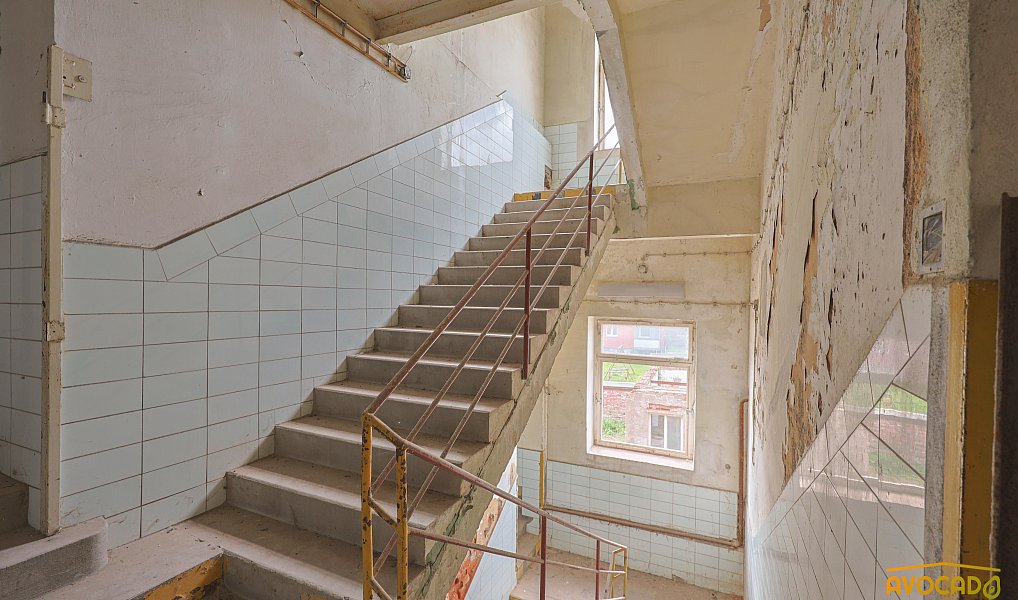 Prodej nájemního domu, činžáku 2 860 m², Dvůr Králové nad Labem – náhled fotky 7