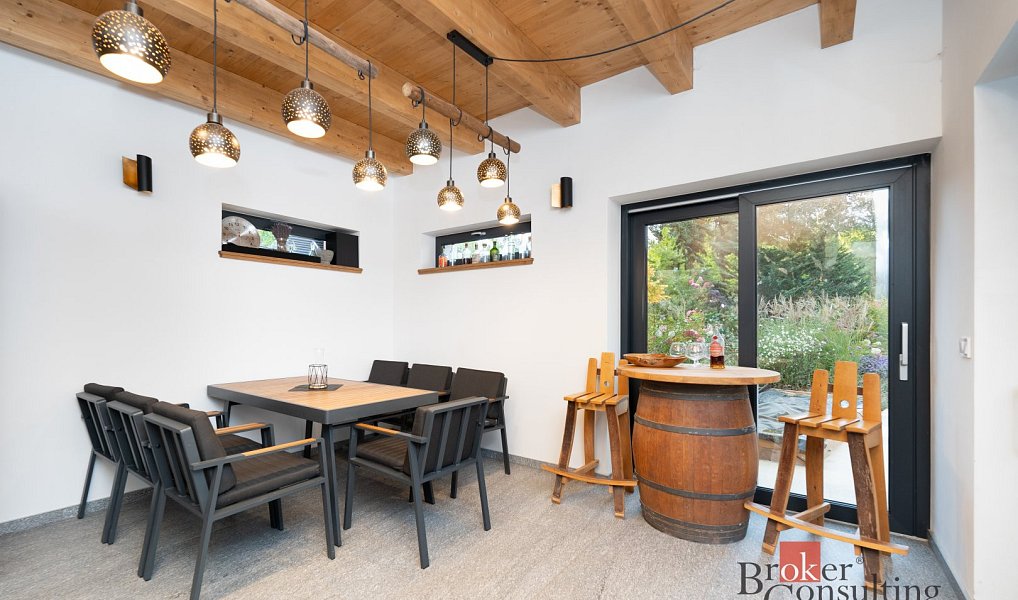 Prodej domu 214 m² s pozemkem 350 m², Trutnov – náhled fotky 17