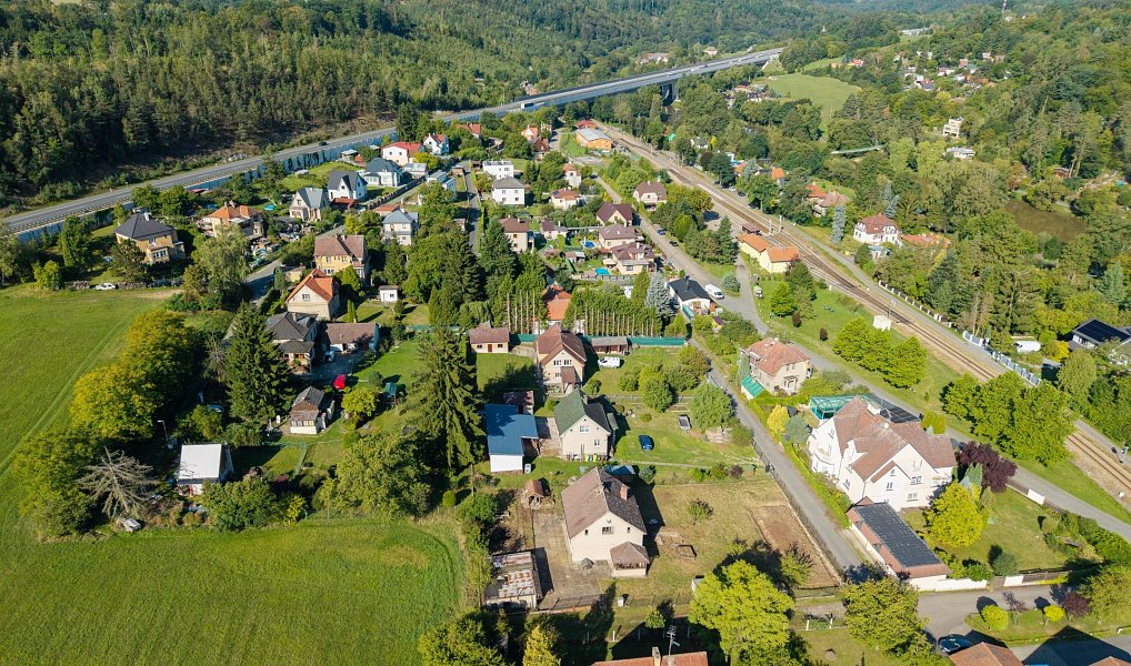 Prodej domu 200 m² s pozemkem 1 356 m², Hvězdonice – náhled fotky 11
