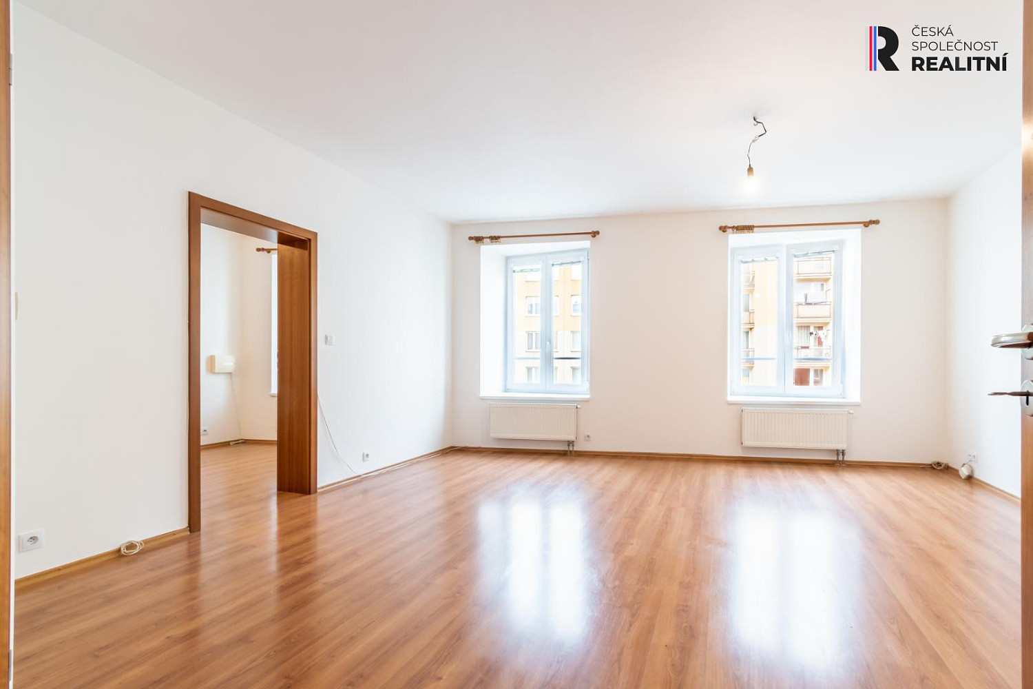 Pronájem bytu 2+kk 53 m² — photo 2