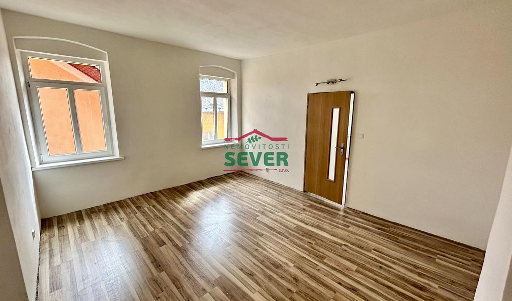 Prodej domu 571 m² s pozemkem 158 m², Luby – náhled fotky 17