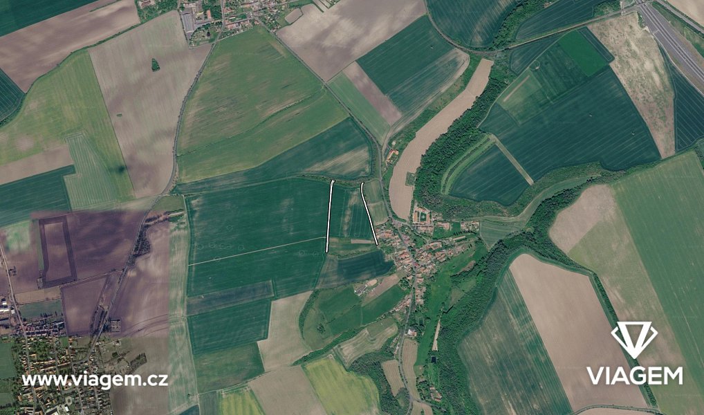 Prodej pole 196 m², Louny – náhled fotky 3