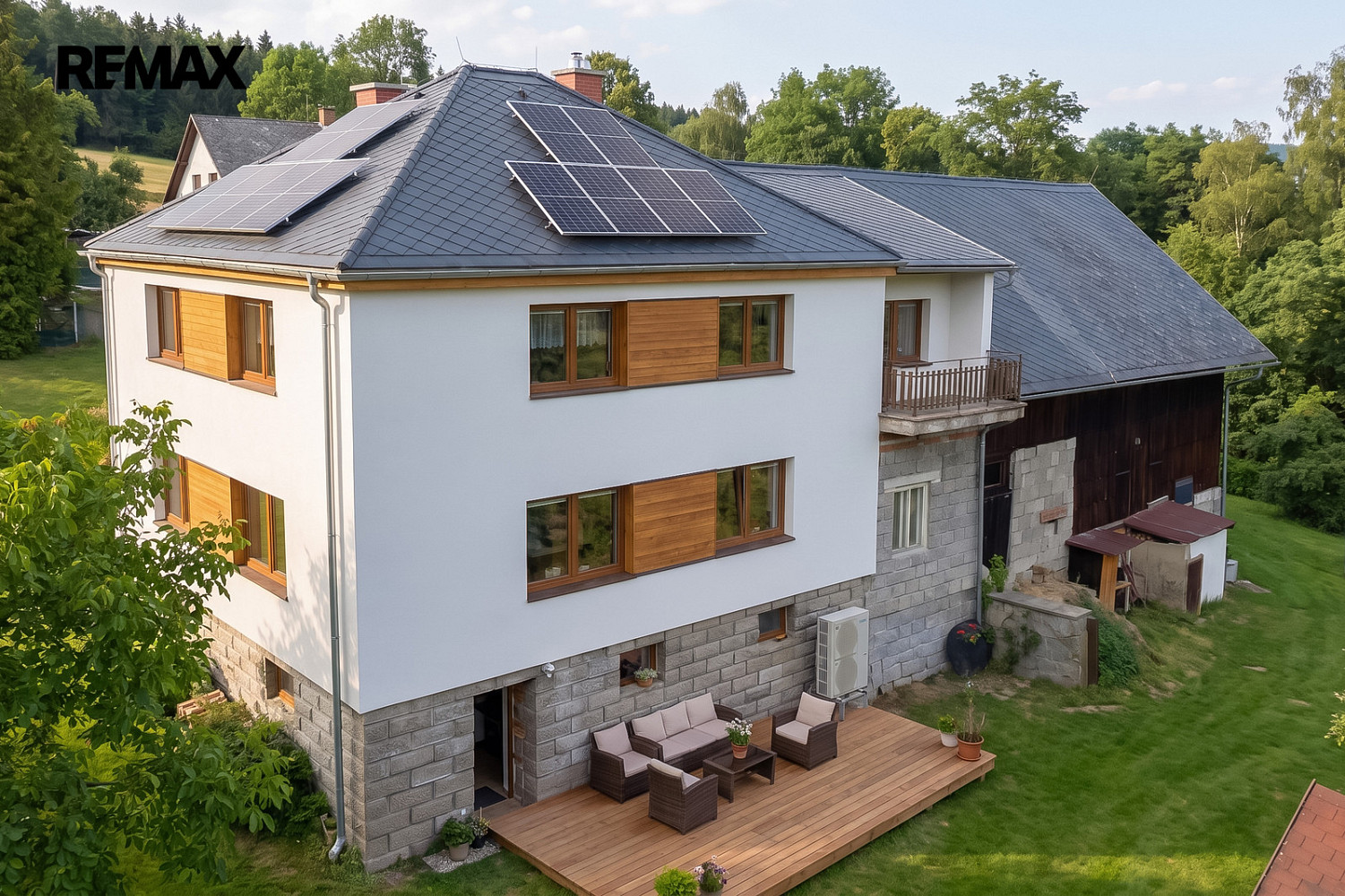 Prodej domu 250 m² s pozemkem 7 718 m² — photo 2