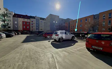 Pronájem, parkovací stání na uzavřeném parkovišti, Plzeň, ul. Poděbradova, Poděbradova, Plzeň - Jižní Předměstí