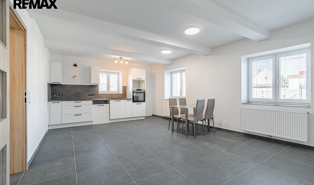 Pronájem domu 173 m² s pozemkem 180 m², Horní Lukavice – náhled fotky 7