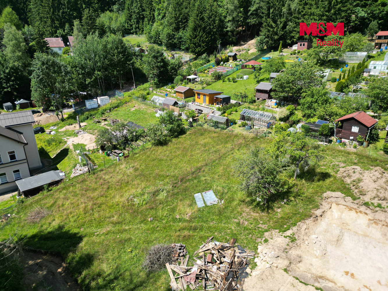 Prodej stavebního pozemku 1 525 m² — photo 3