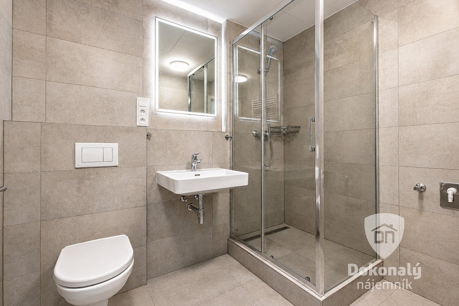Pronájem bytu 2+kk 48 m² – pohled 2