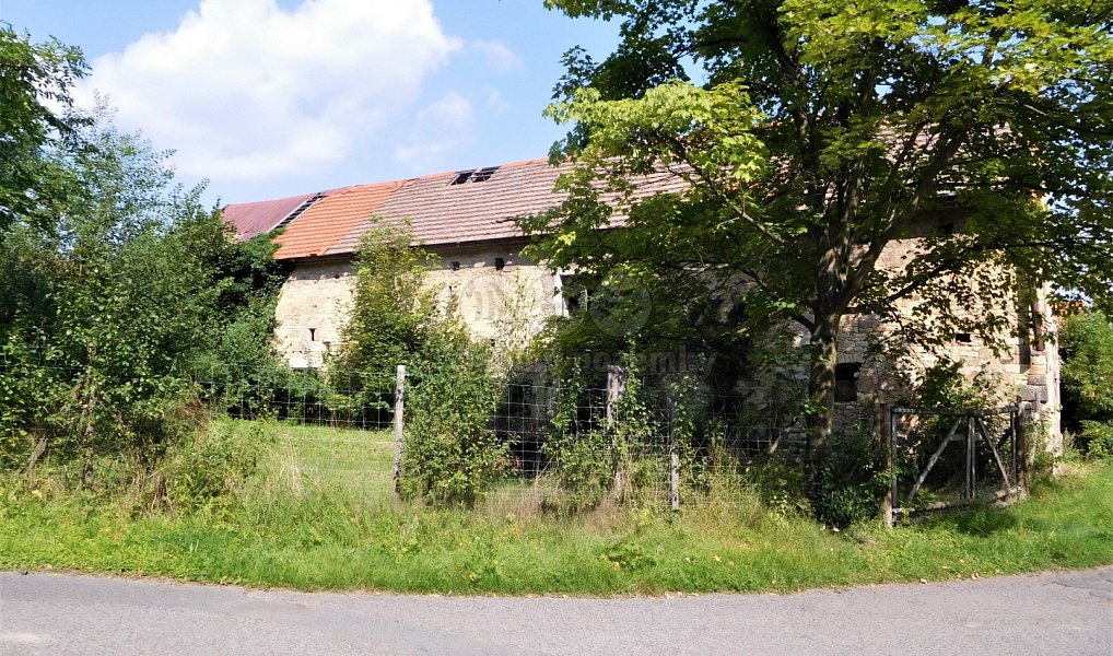 Prodej zemědělského objektu 600 m², Třebíz – náhled fotky 11