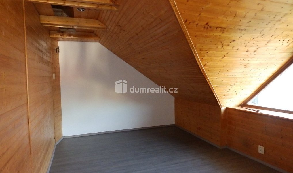Prodej domu 180 m² s pozemkem 1 685 m², Hořesedly – náhled fotky 15