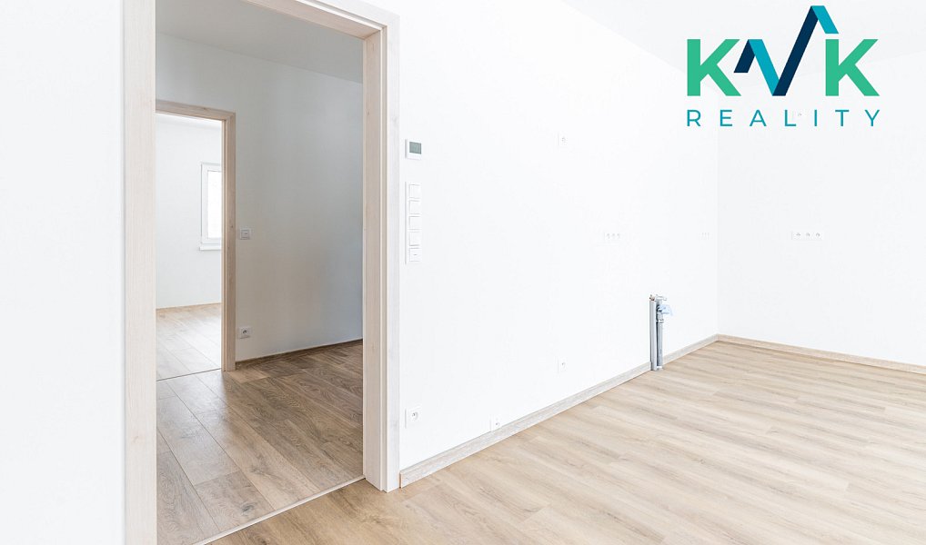 Prodej domu 160 m² s pozemkem 690 m², Sadov – náhled fotky 17