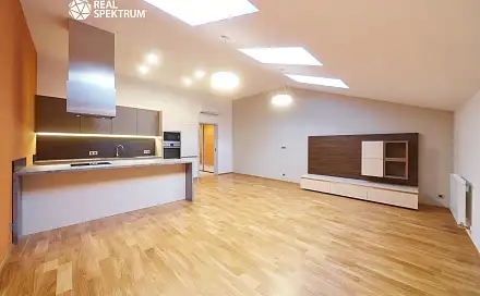 Pronájem bytu 2+kk 69 m²
