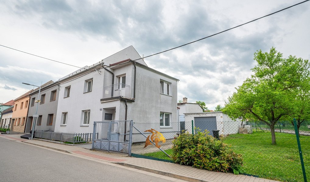 Prodej domu 170 m² s pozemkem 824 m², Sušice – náhled fotky 5