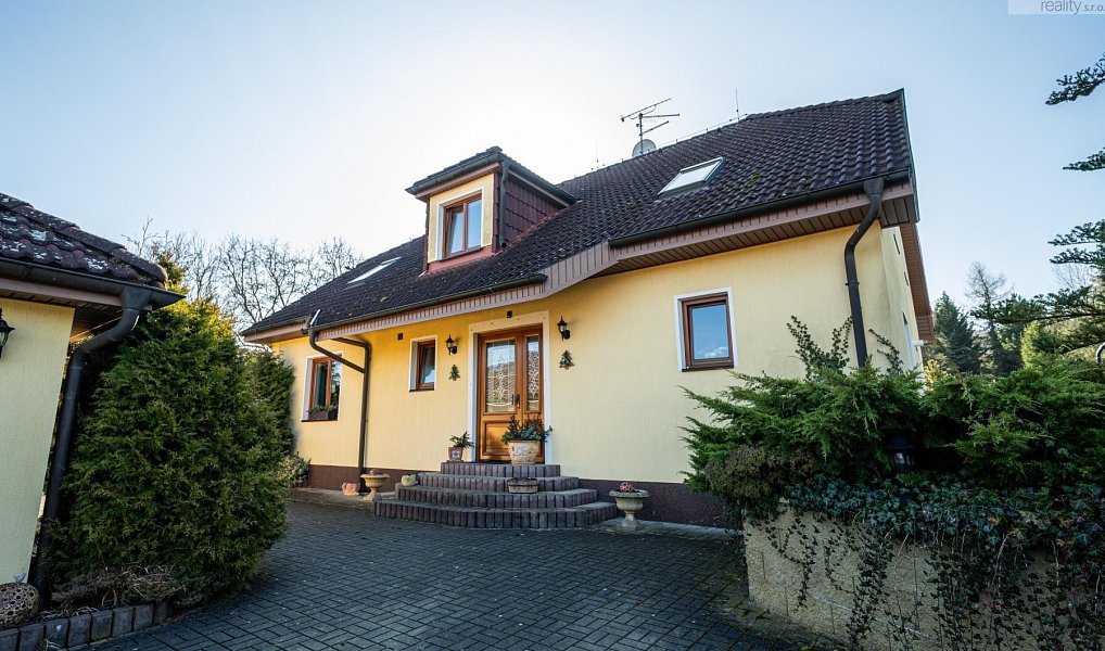 Prodej domu 372 m² s pozemkem 3 764 m², Lužice – náhled fotky 46