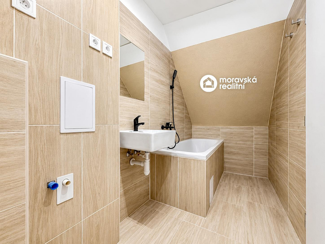Prodej bytu 1+kk 52 m² — photo 4