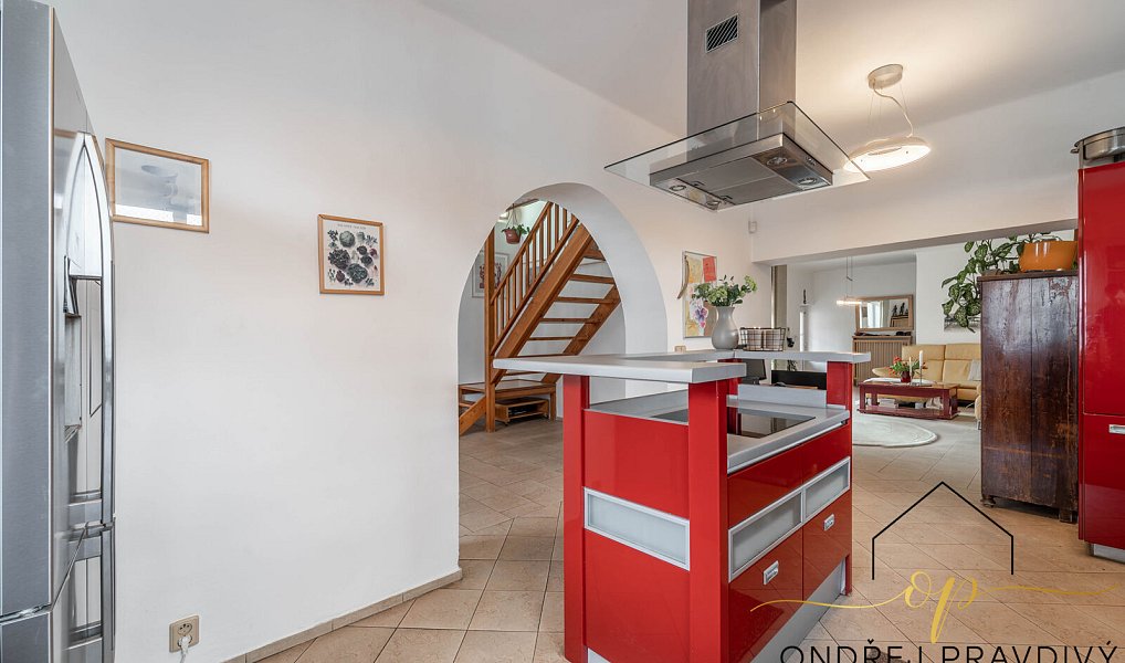 Prodej domu 265 m² s pozemkem 428 m², Lety – náhled fotky 18