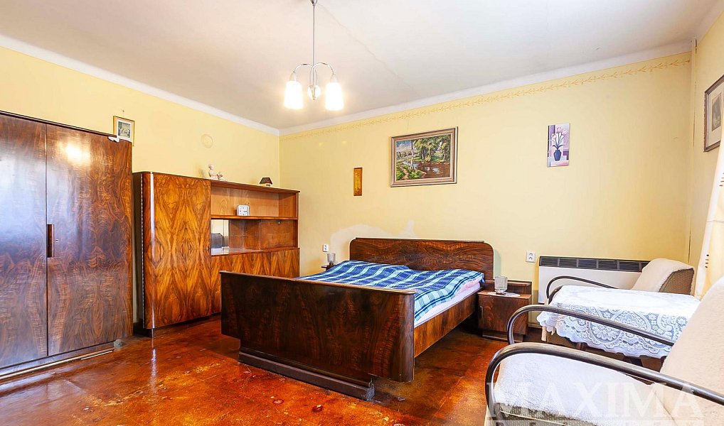 Prodej domu 340 m² s pozemkem 4 800 m², Bečváry – náhled fotky 16