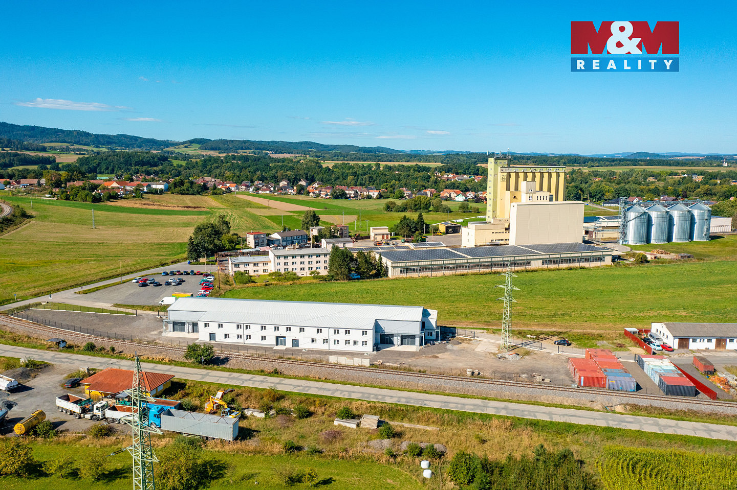 Pronájem komerčního pozemku 1 500 m² — photo 3